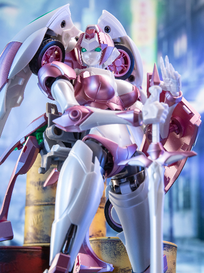 極藝合創玩具定制合作案例-【大火鳥玩具】武機姬·奶昔